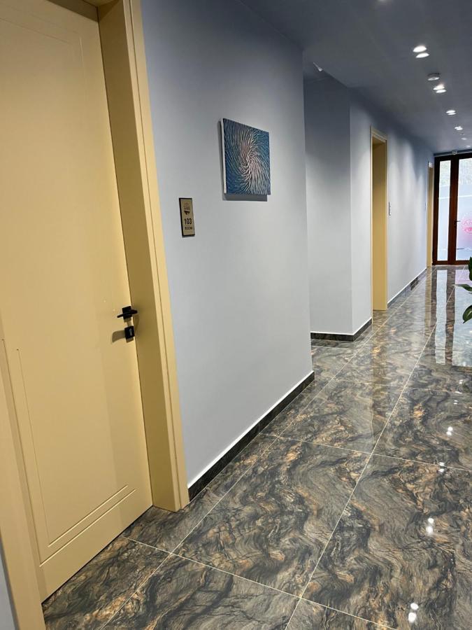 Bujtina Apsus Hotel Берат Екстериор снимка