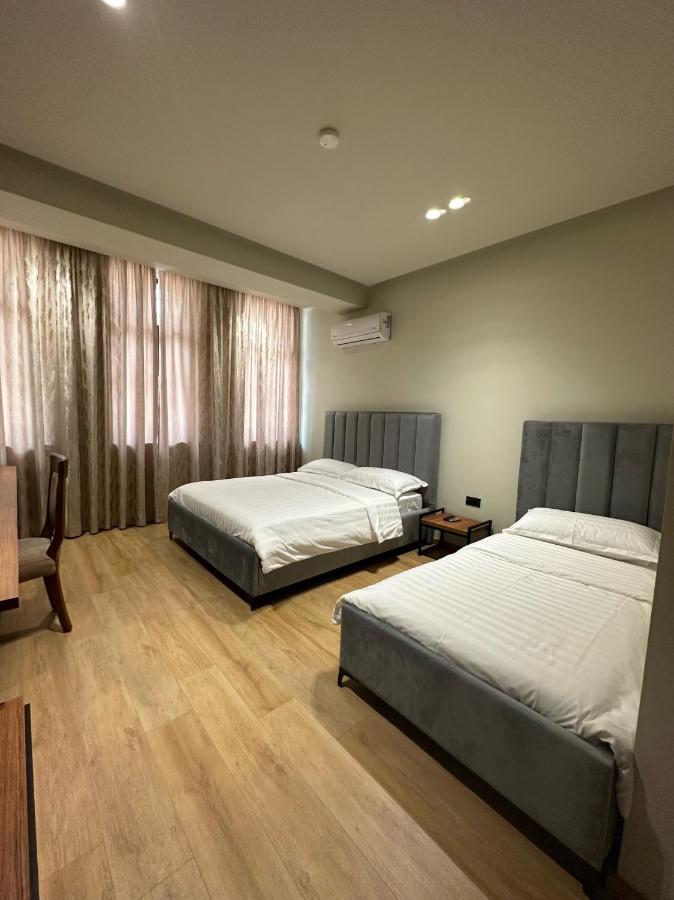 Bujtina Apsus Hotel Берат Екстериор снимка