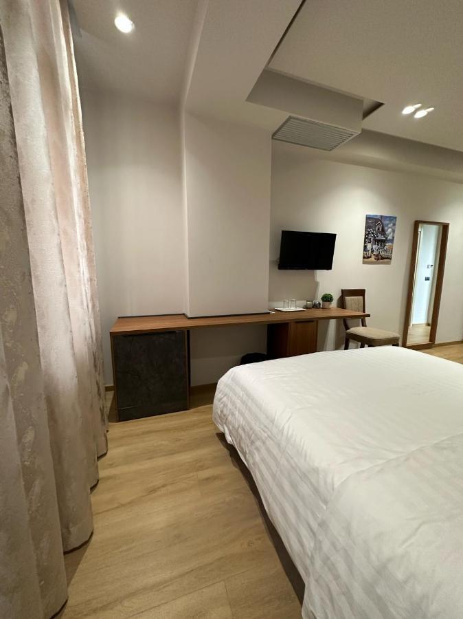 Bujtina Apsus Hotel Берат Екстериор снимка